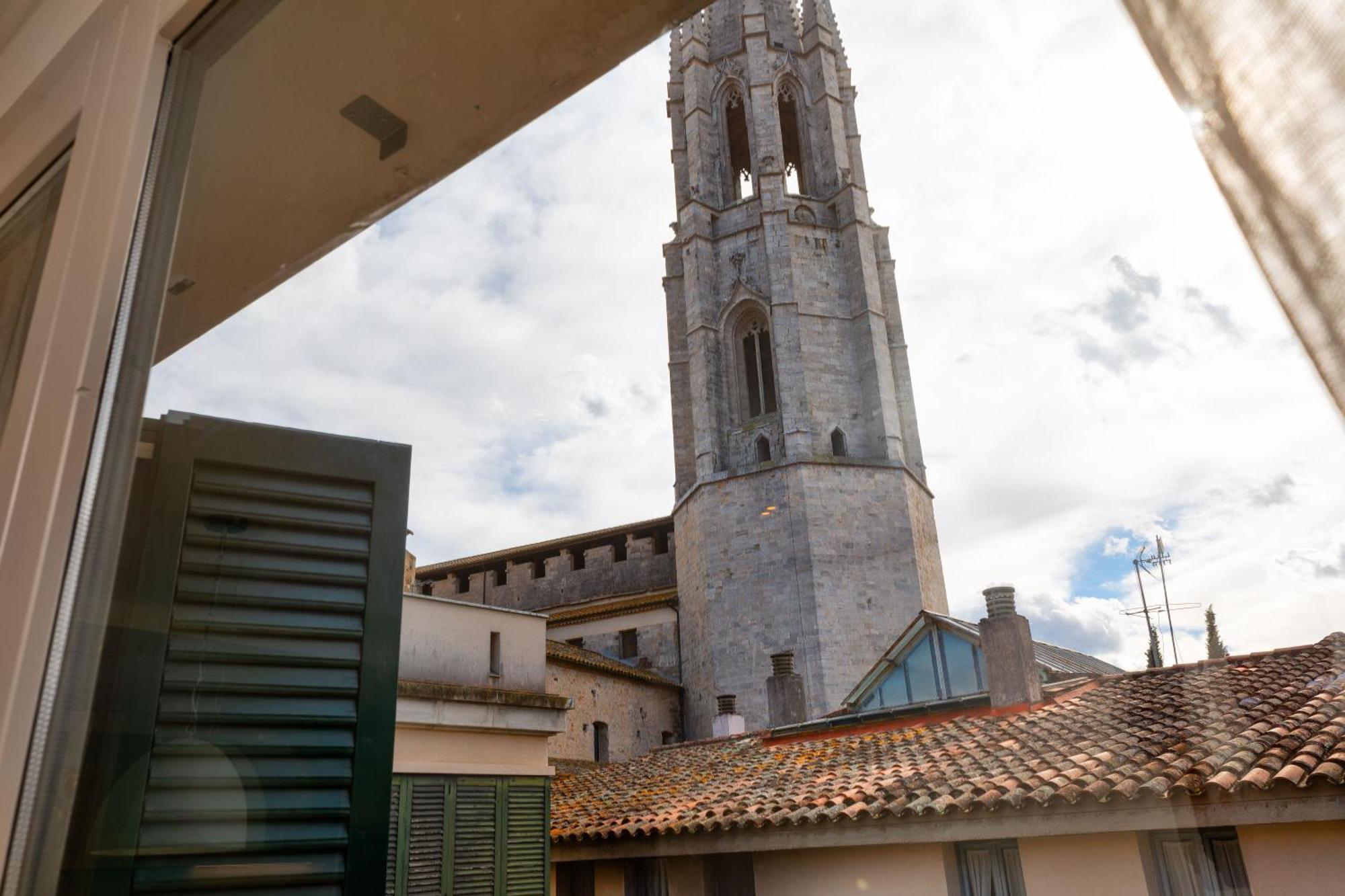 Flateli Pou Rodo 3 Apartment Girona Bagian luar foto