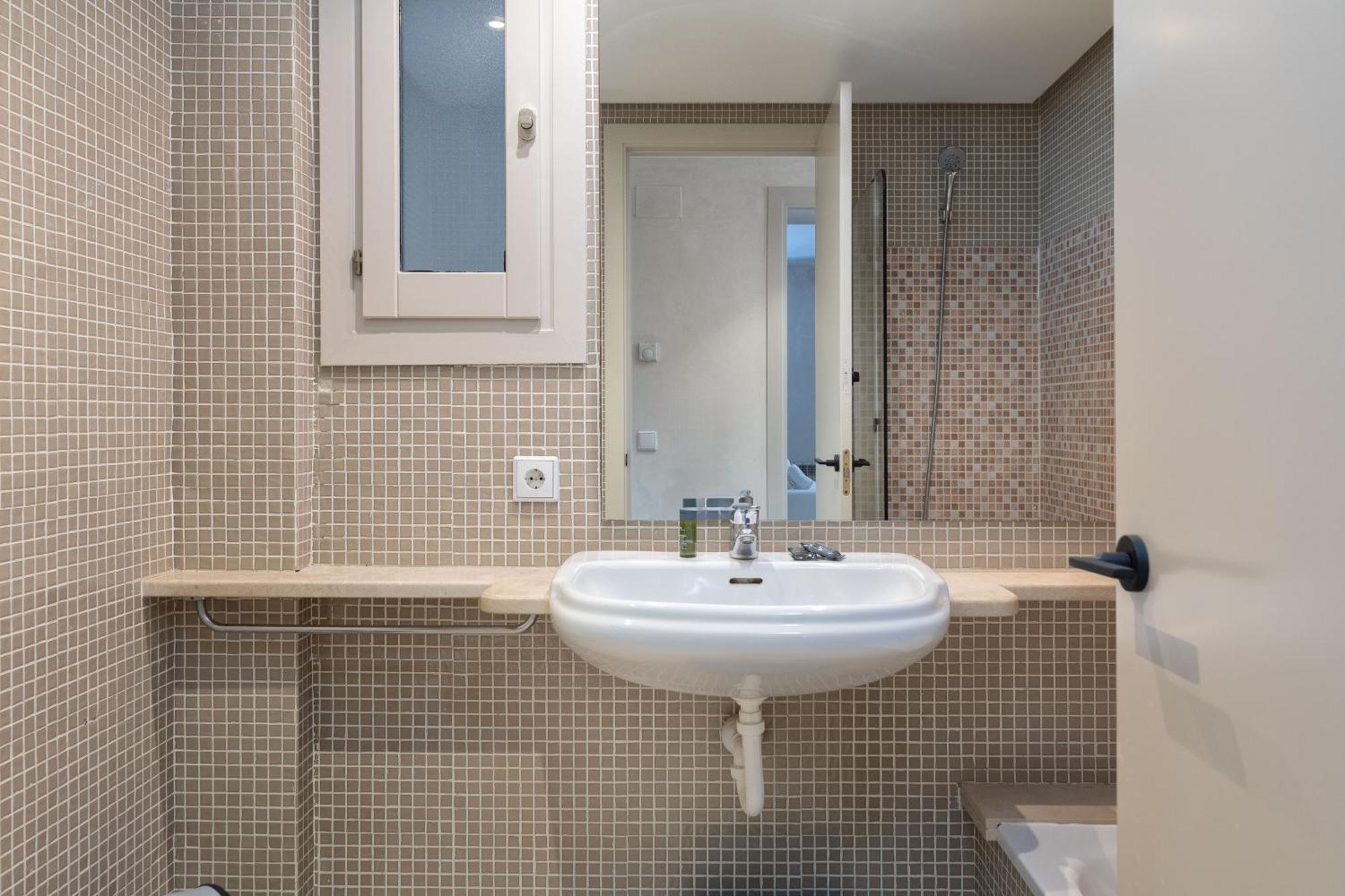 Flateli Pou Rodo 3 Apartment Girona Bagian luar foto